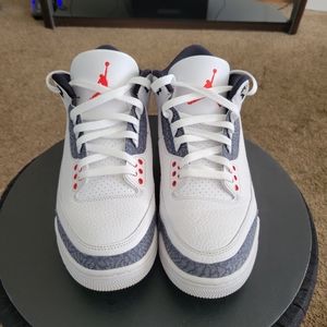Jordan 3 Denim Size: men 8.5 White/Denim